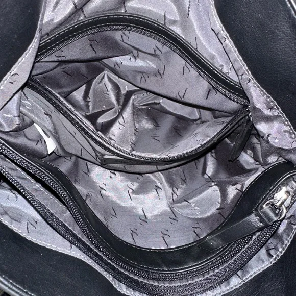 Simply Vera black bag-perfect condition! - Picture 3 of 11